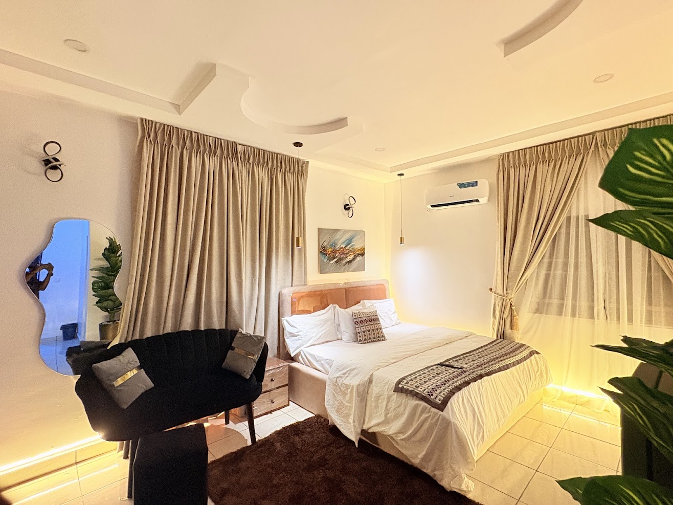 Hoolio Studios – Wuye